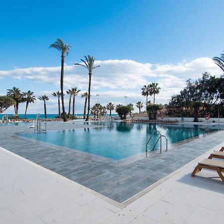 Aloha Puerto Private Apartment 1St Line Carihuela Beach Torremolinos Exterior photo