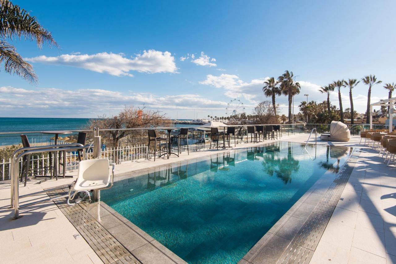 Aloha Puerto Private Apartment 1St Line Carihuela Beach Torremolinos Exterior photo
