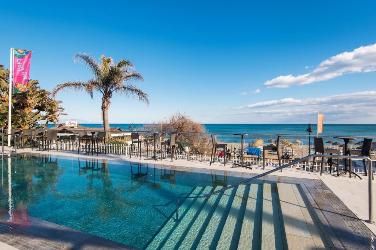 Aloha Puerto Private Apartment 1St Line Carihuela Beach Torremolinos Exterior photo